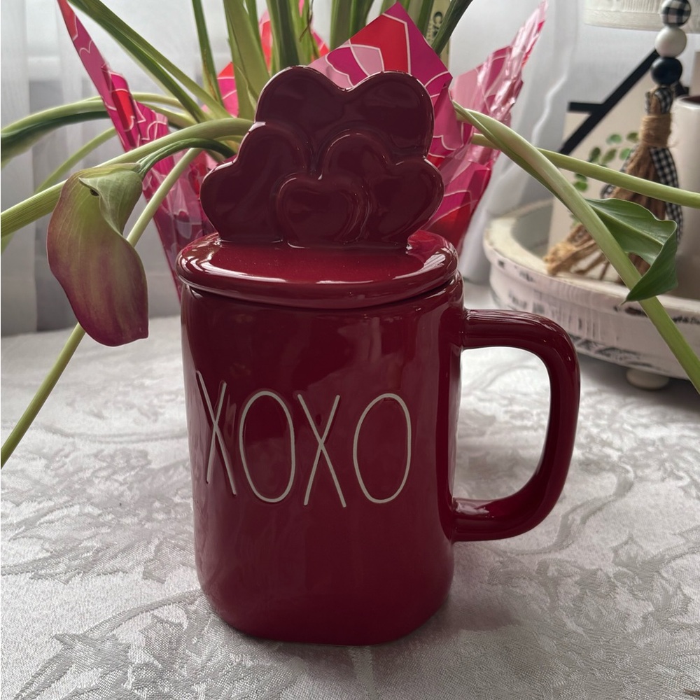 Rae Dunn Red XOXO Mug with Heart Lid